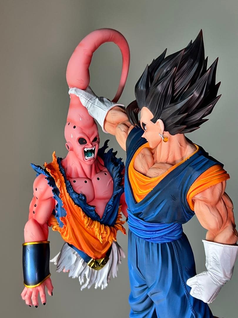 ベジートvs魔人ブウ　フィギュア　ドラゴンボールDragon Ball