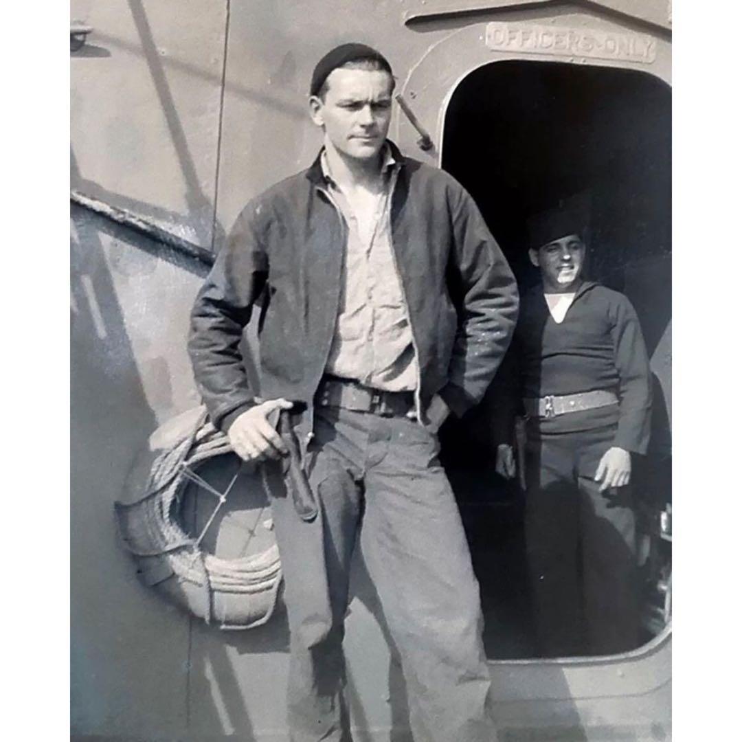 ビンテージ1940’sUSAイーグルクロスライフルズシルバーピンRRL ARMY