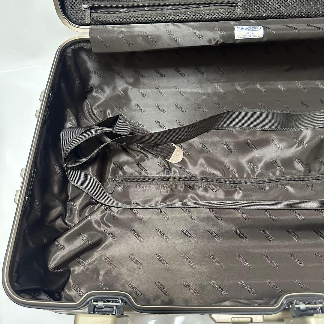 リモワ スーツケース トパーズ チタニウム 63リットル程度 4輪