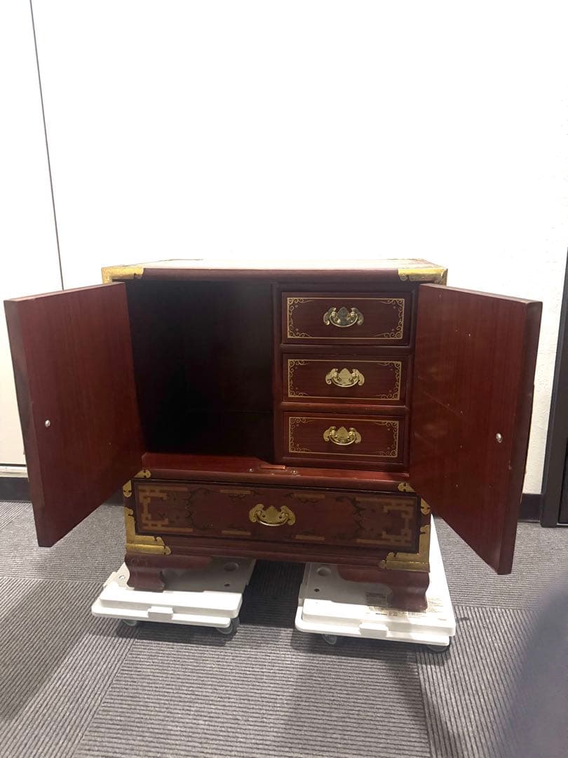 希少シノワズリ 緻密金彩美しいバンダジ　李朝箪笥アンティーク漆塗キャビネット木製