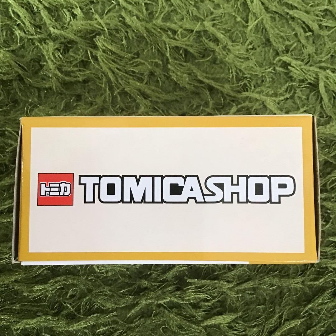 TOMICA LIMITED VINTAGE ニッサン　スカイラインバン