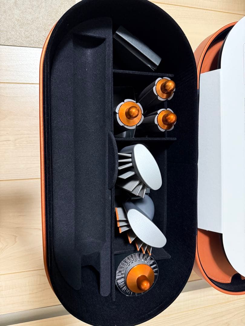 【美品】ダイソン エアラップ Complete HS01