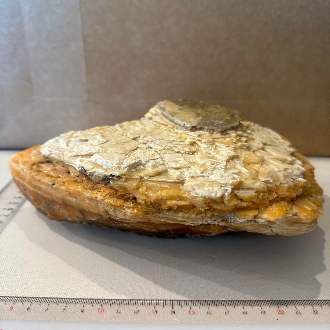 然別オパール 北海道石 蛍光オパール約3200ｇ