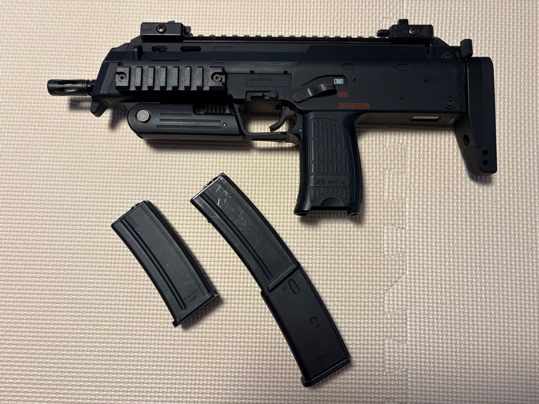 東京マルイ MP7A1 電動ガン リポバッテリー仕様　マガジン多数付き