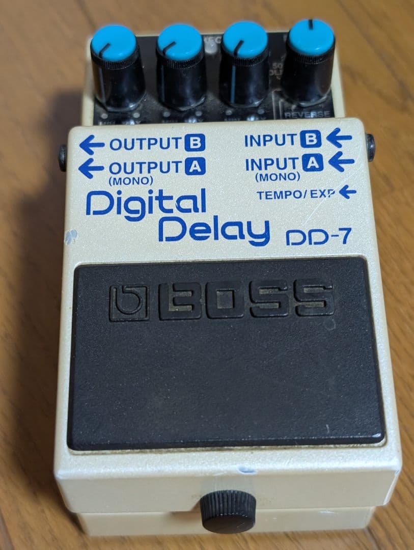 BOSS　dd−7　デジタルディレイ