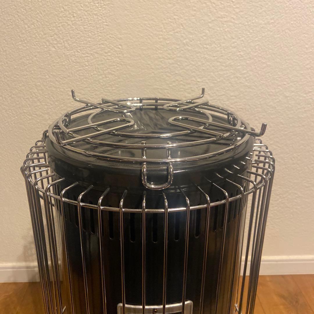 24年製‼︎ 五徳付きトヨトミ ストーブ 黒　KS-67H※12/14までの出品