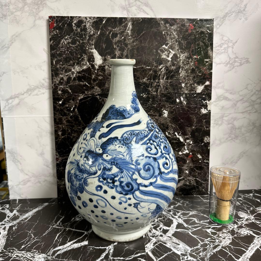 李朝、雲竜図　特大徳利。特製木箱。