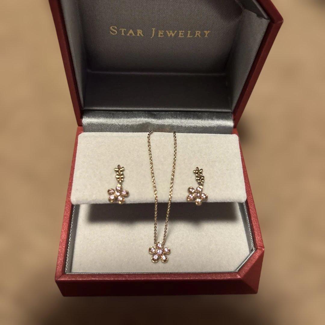 Star Jewelry 花モチーフ ネックレスとピアスセット