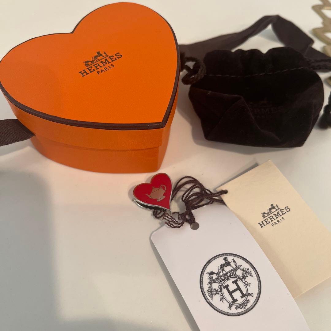 HERMES ハート型スカーフリング オレンジボックス付き