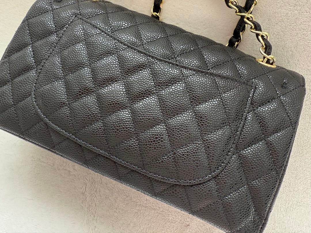 キルティングバッグ　ゴールドチェーン　ショルダーバッグ　キャビアスキン　2way