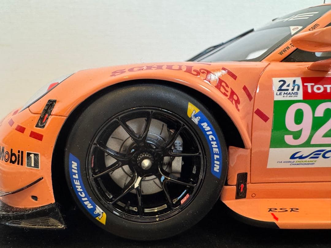 【MINICHAMPS】1/18 Porsche 911 RSR #92