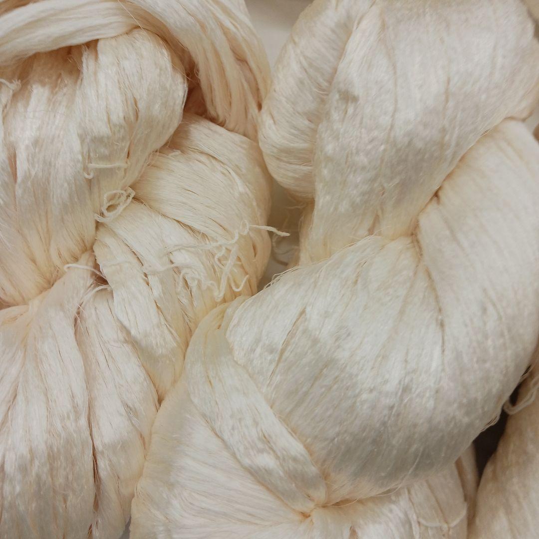 たぬき極細糸、黄色絹糸セット