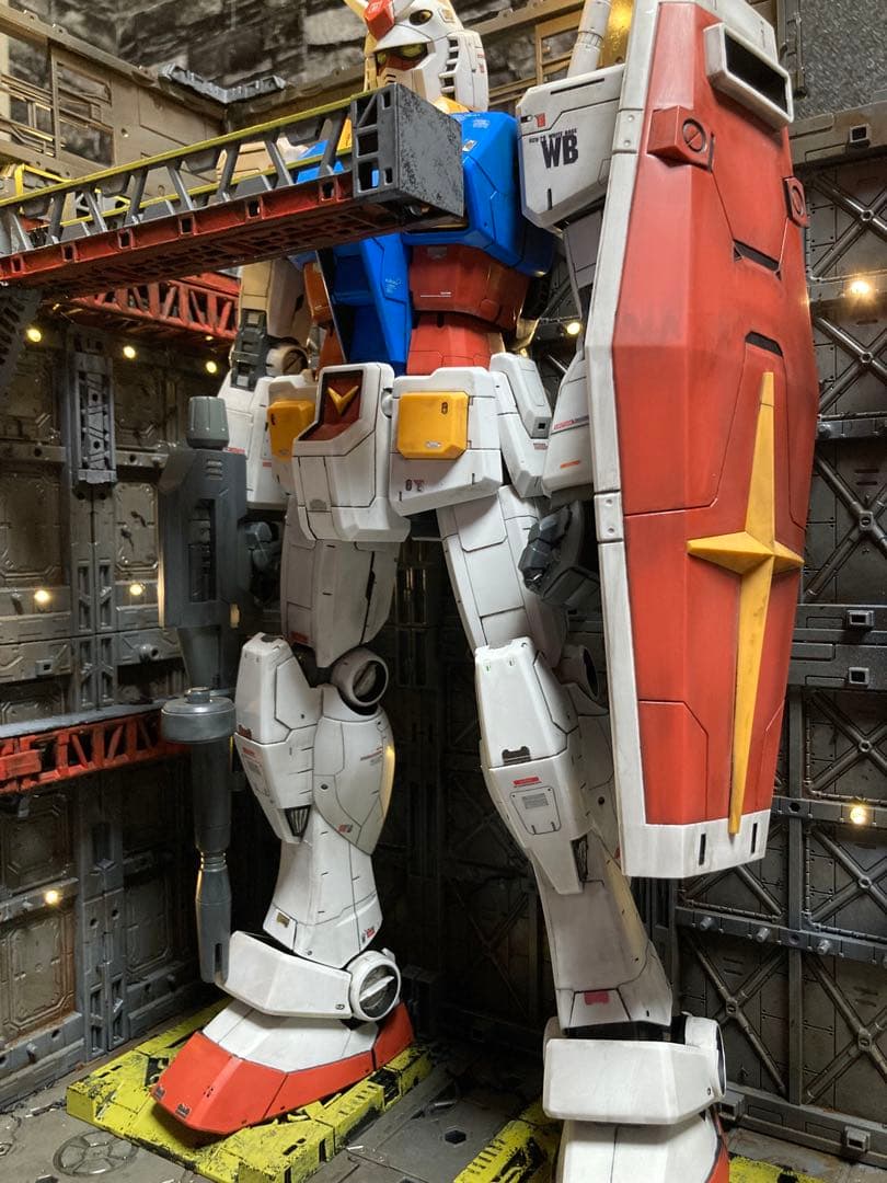 メガサイズガンダム&ザク