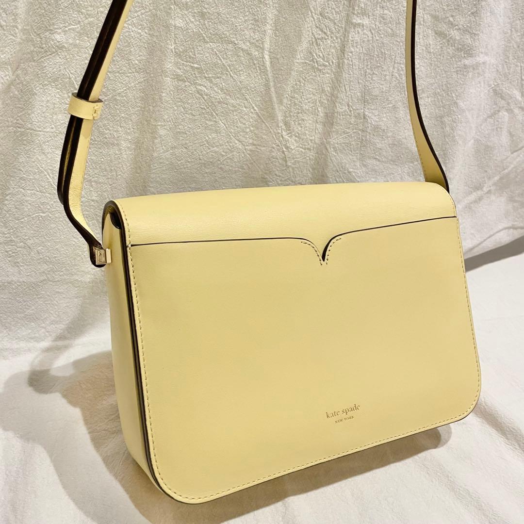✨️極希少品 ケイトスペード ショルダーバッグ ニコラ ツイストロック イエロー