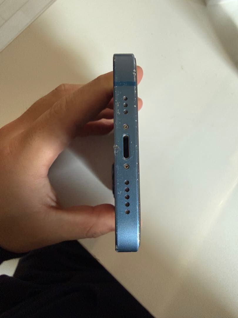 Apple iPhone 13 青色 本体