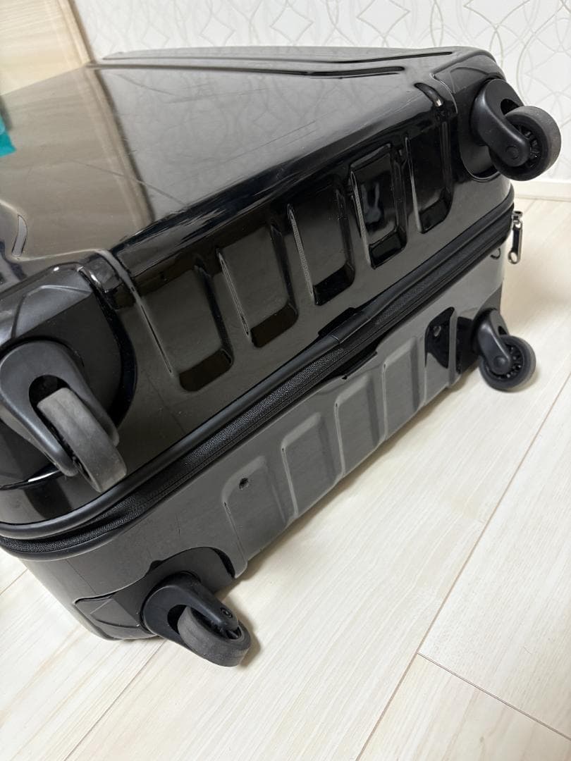 ZERO HALLIBURTON/ゼロハリバートン スーツケース ブラック70L