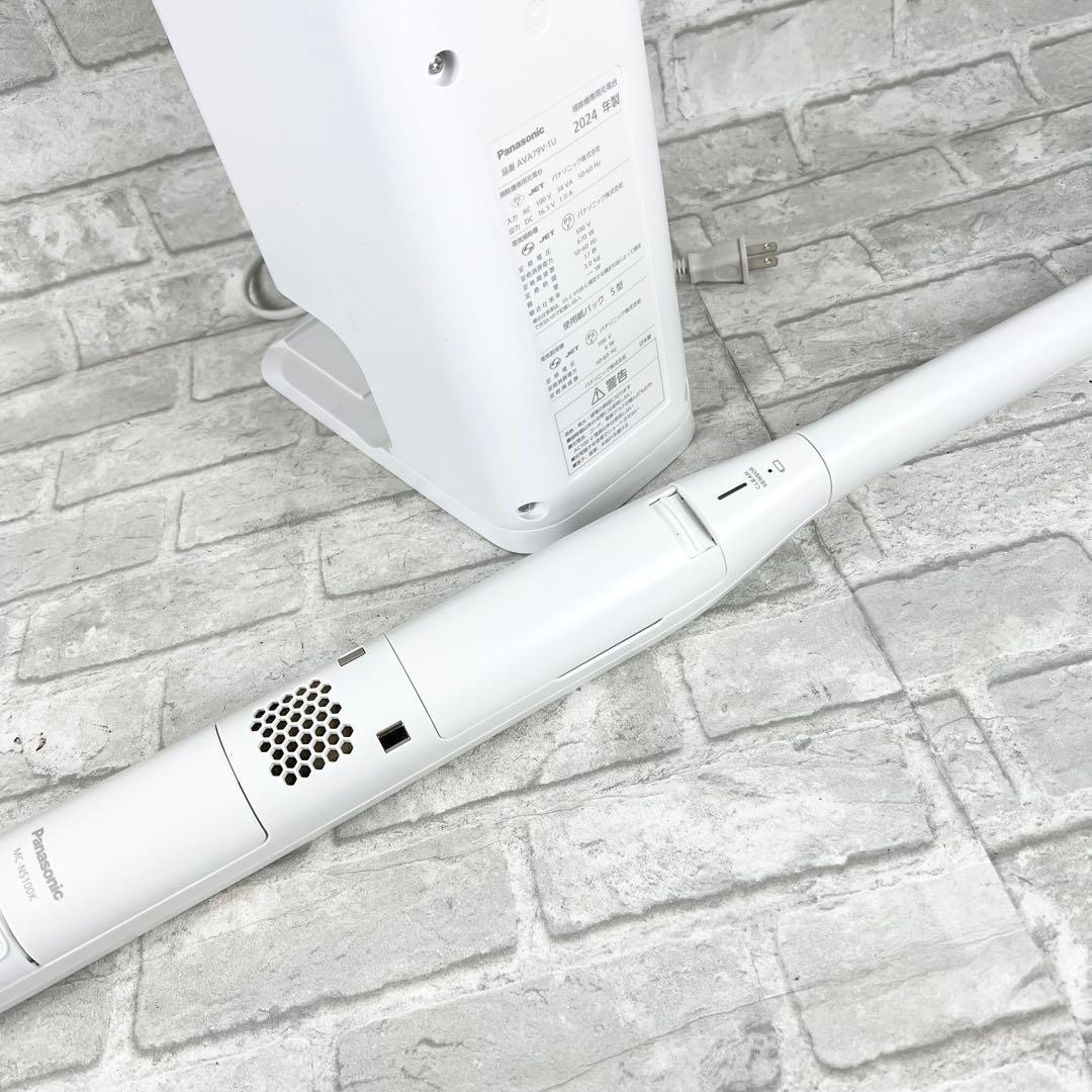 パナソニック コードレス掃除機 MC-NS100K 本体 24年製
