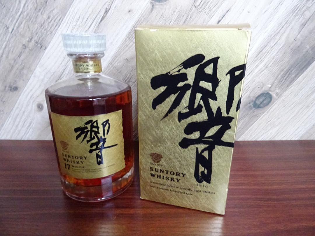 阪037 サントリーウイスキー 響 17年 750ml 43％