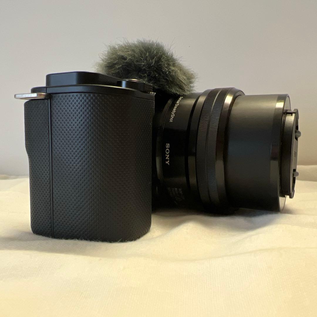 【撮影少なめ】Sony ZV-E10 ミラーレス一眼セット＋グリップ