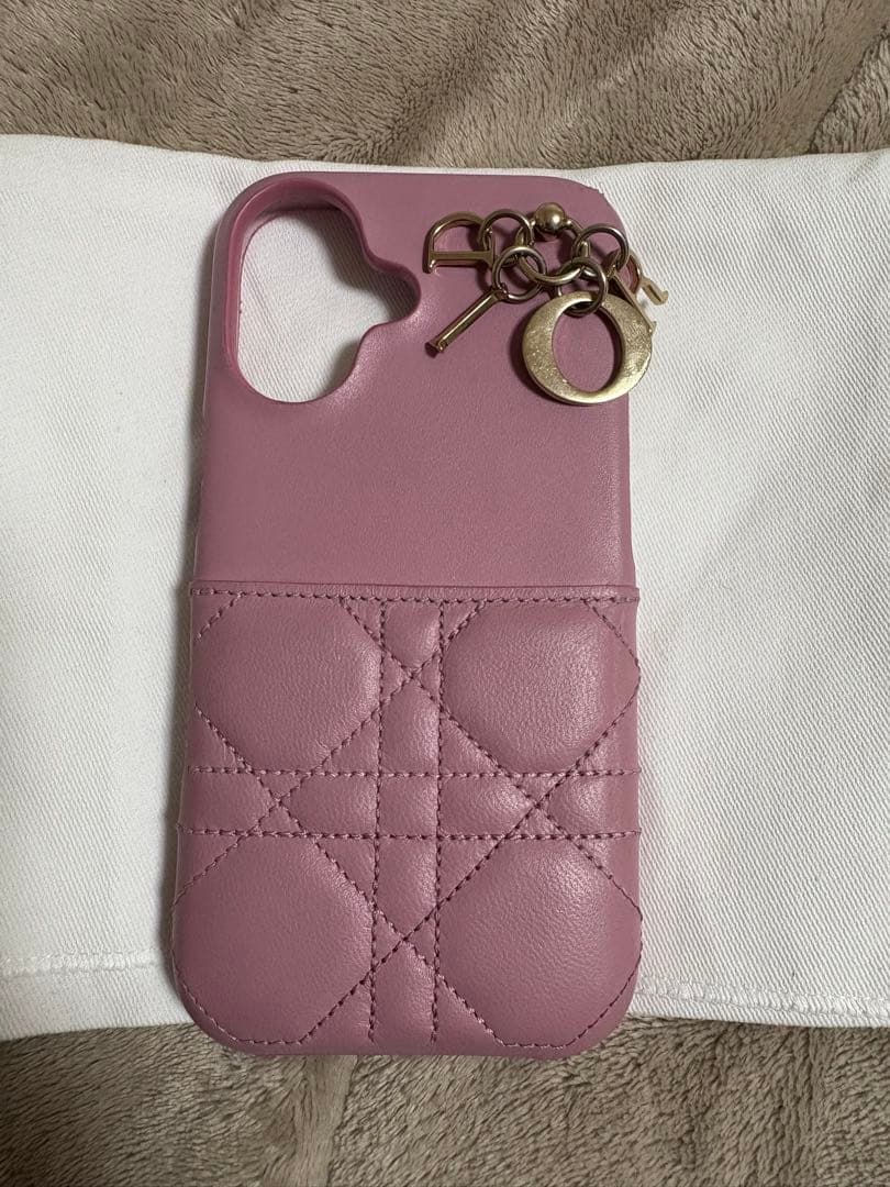 DIORキルティングiPhoneケース　正規品16 袋付き値下げ‼️