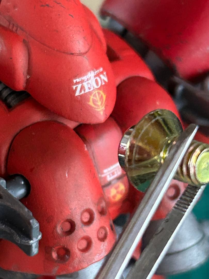 ガンプラ1/144赤いケンプファーHGモノアイLEDマグネット独立点灯ジャンク