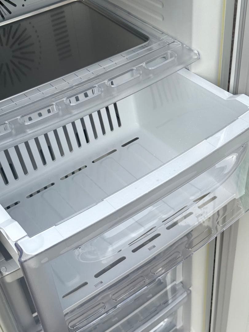 配達 キャンディーママ専用 冷凍庫♪ 三菱 MF-U12N 121L ストッカー