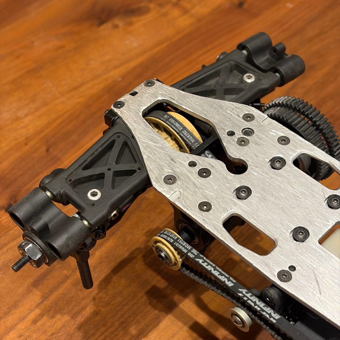 INFINITY IF15 1/10GP ツーリングカーシャーシ