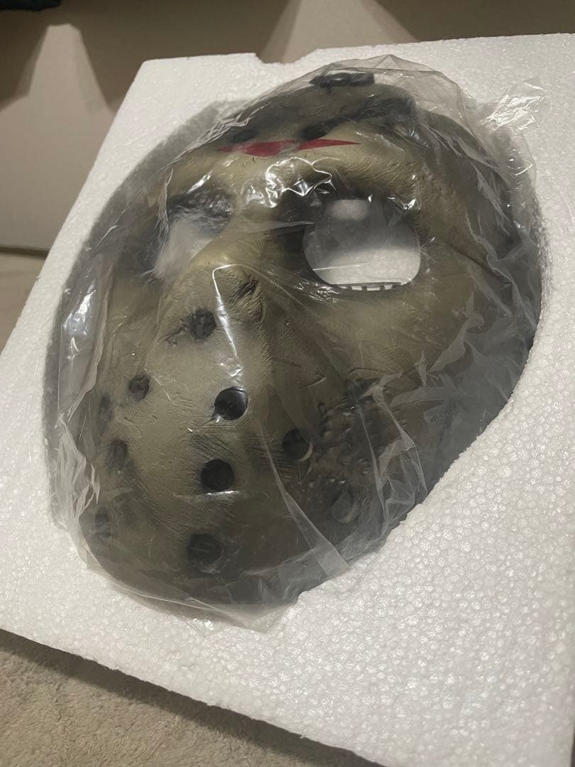 【激レア】13日の金曜日　ジェイソンマスク　プロップレプリカ　NECA