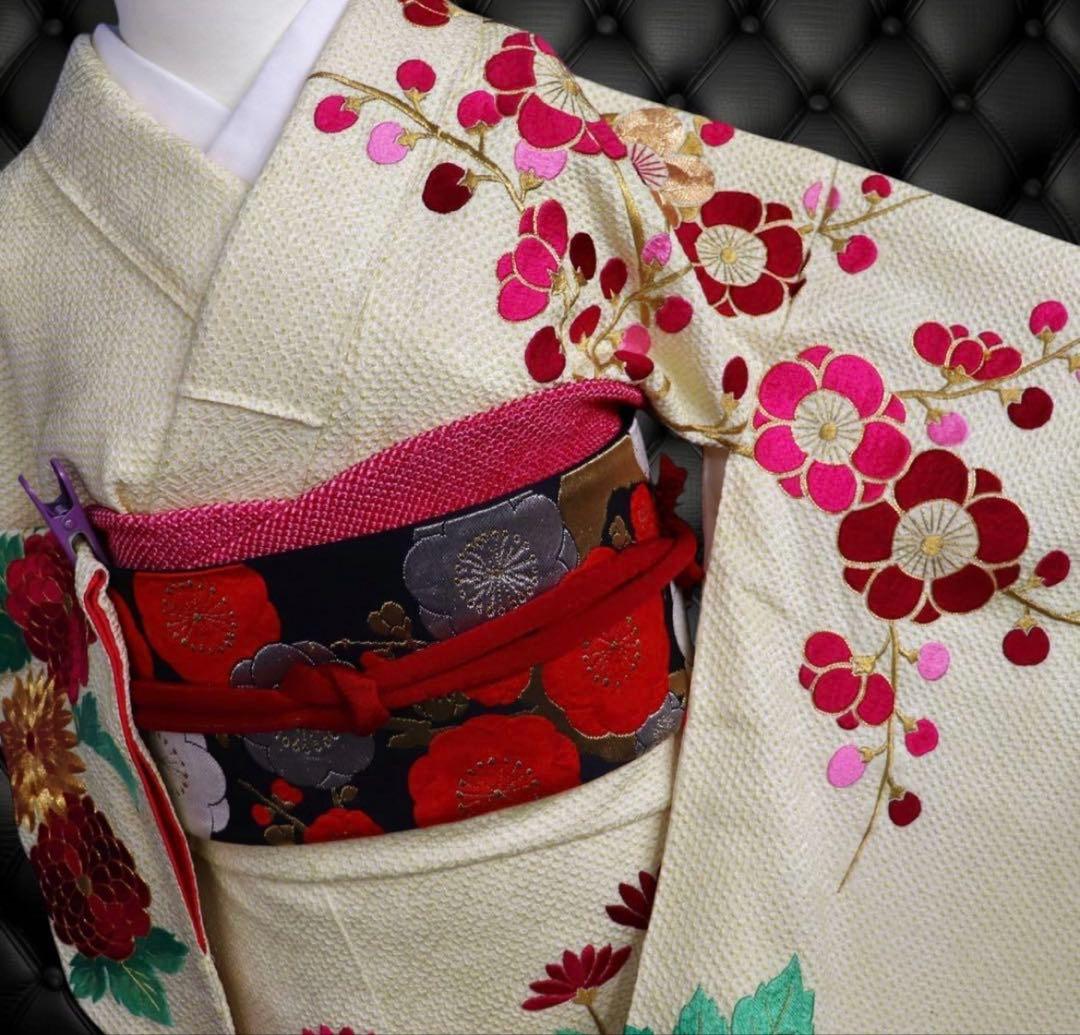【最終値下げ】着物淡雪 着物 総絞り重厚な刺繍のレトロな振袖 帯 セット 成人式
