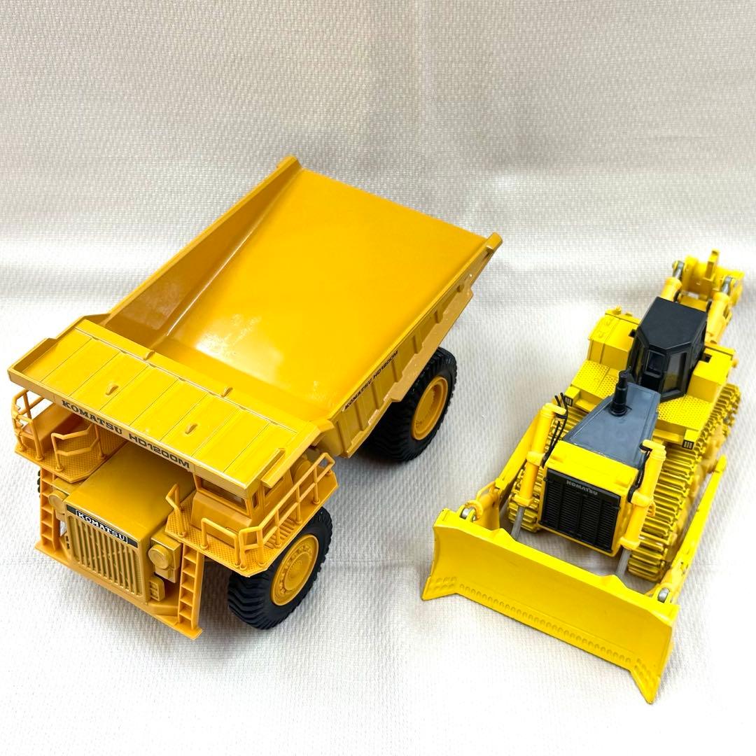 コマツ HD1200Mダンプ + D475Aブルドーザー　2台セット