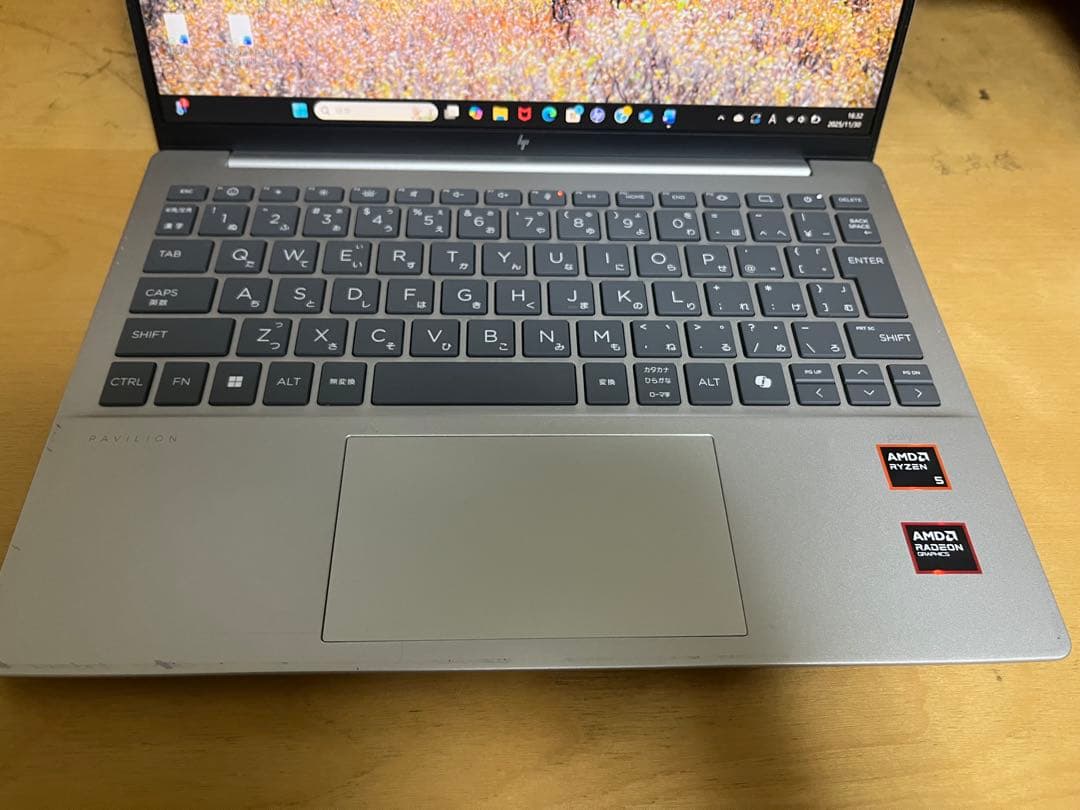 Windowsノート本体 HP Pavilion Aero Laptop 13-bg0009AU