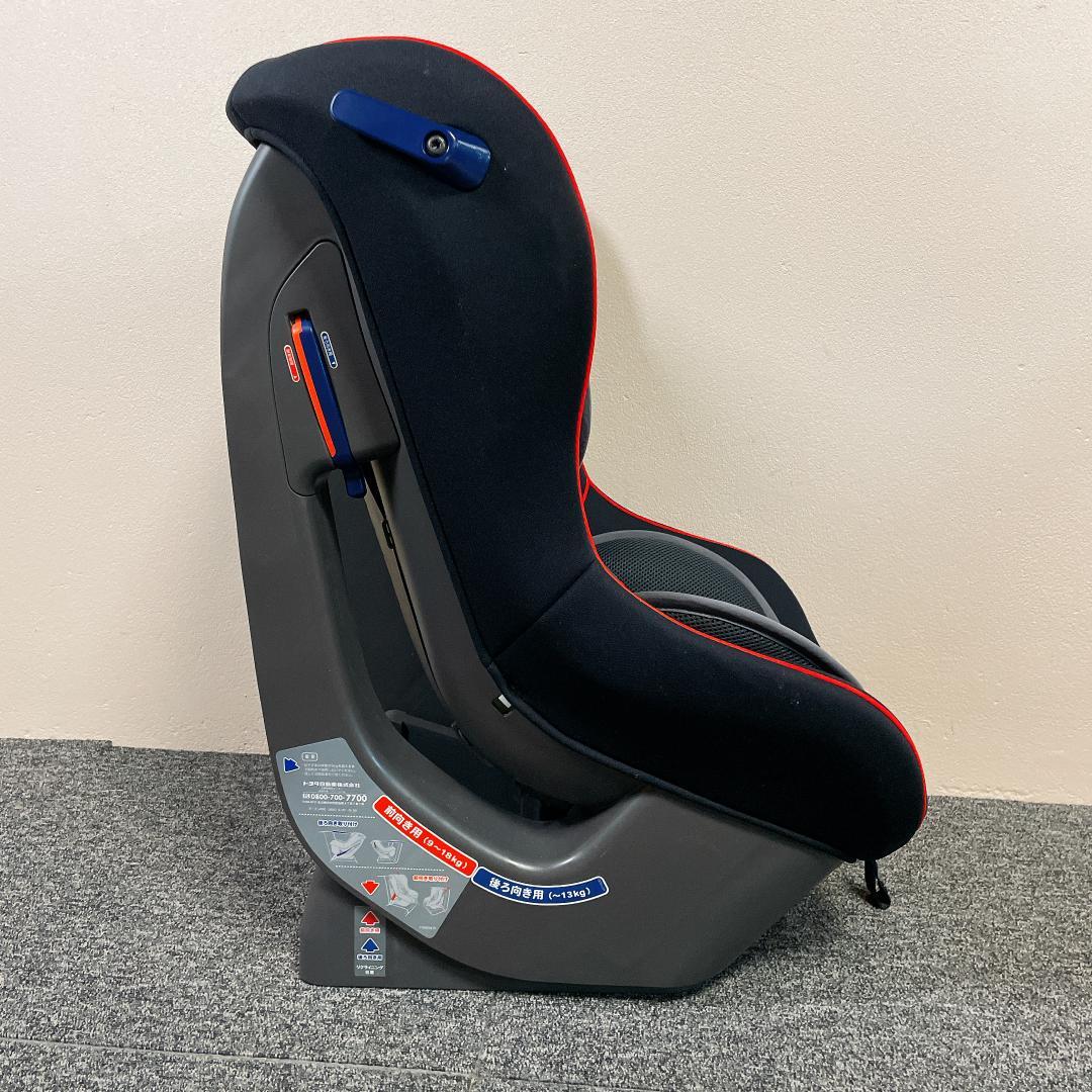 TOYOTA 純正 チャイルドシート 新生児　NEO　G-Child