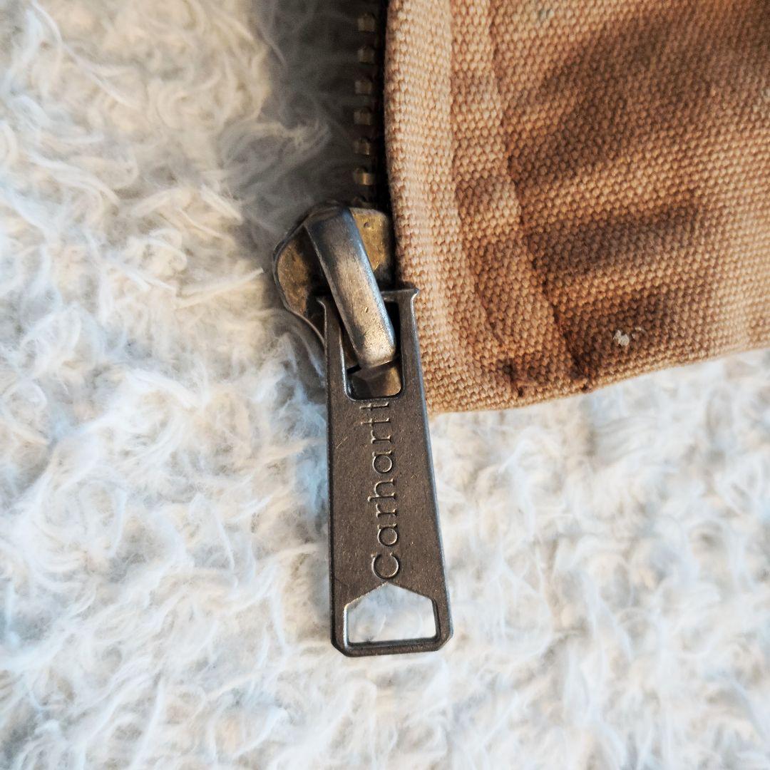 カーハート　アクティブジャケット　ペンキ　Ｌ　ブラウン　キルティング　ペイント