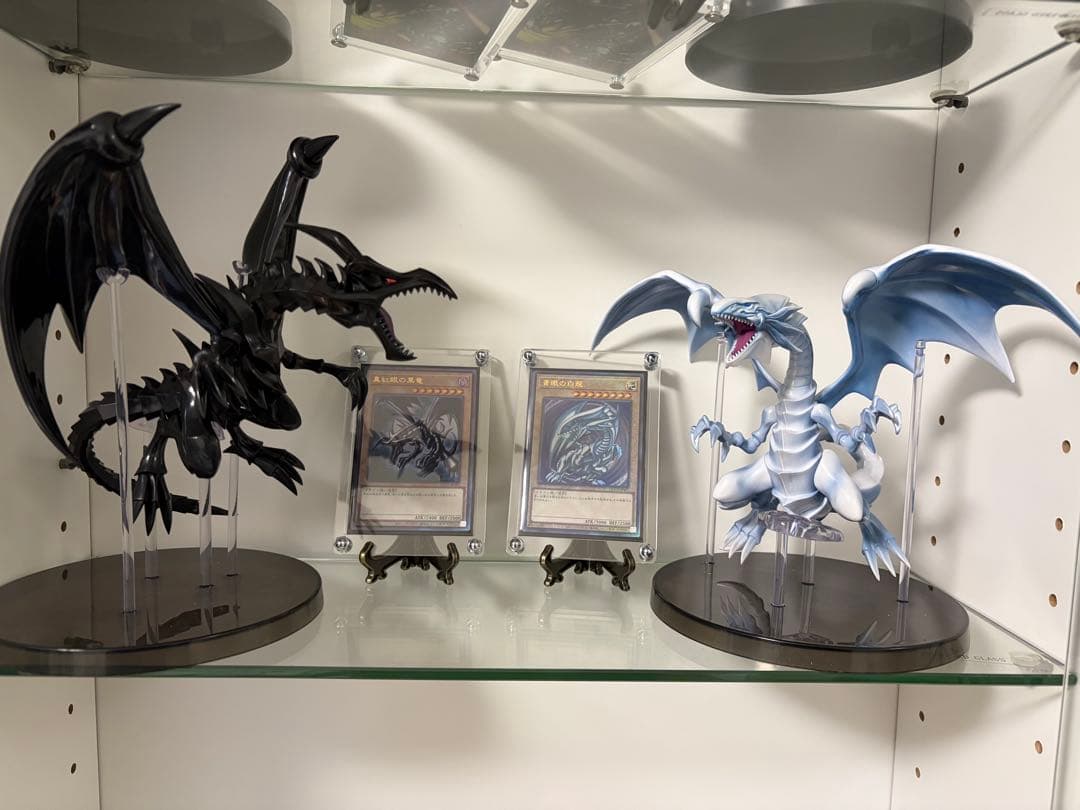 12/16まで遊戯王　青眼の白龍真紅眼の黒竜　ブラックマジシャン　ガールセット