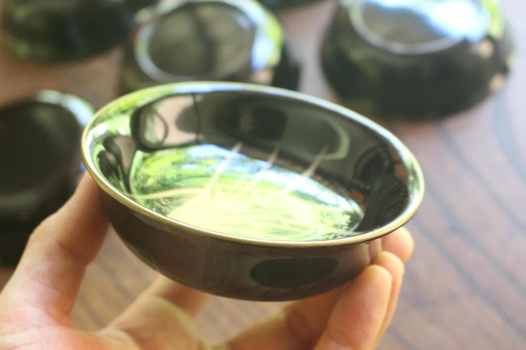 ばら売り可！時代金縁黒漆に優美な草花蒔絵の映える小皿6点（検輪島塗蒔絵皿菓子皿