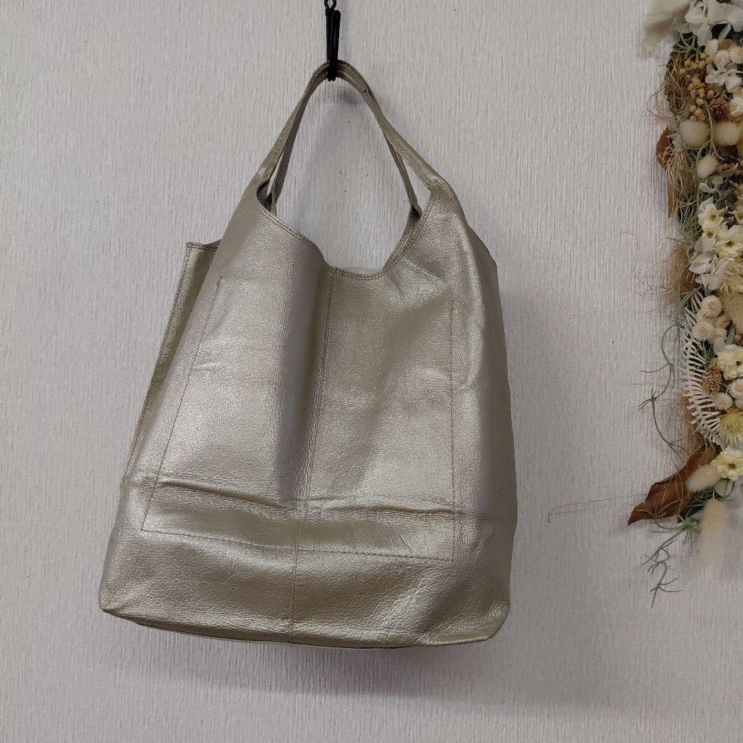 【美品】ヨーガンレール　バッグ　ゴールド