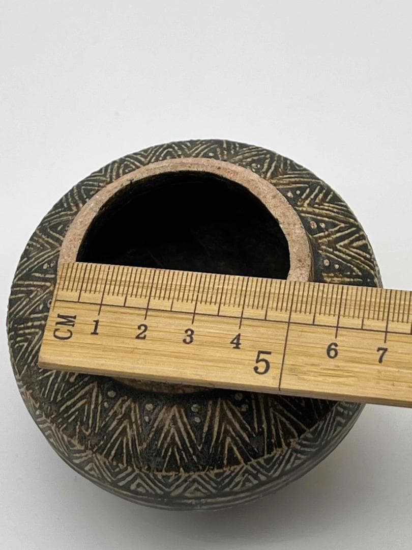 北宋時代 青磁 天目吉州窯菱格紋刻花茶入壺　蓋付き　茶入　茶道具(F-85)