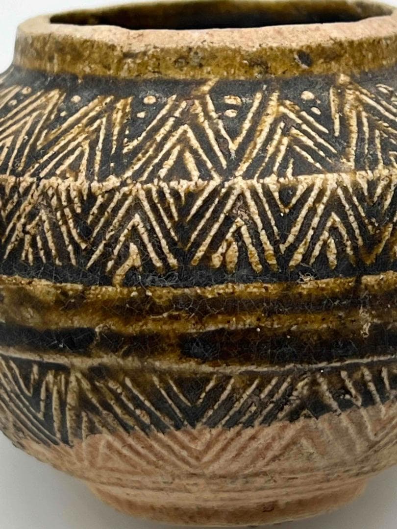 北宋時代 青磁 天目吉州窯菱格紋刻花茶入壺　蓋付き　茶入　茶道具(F-85)