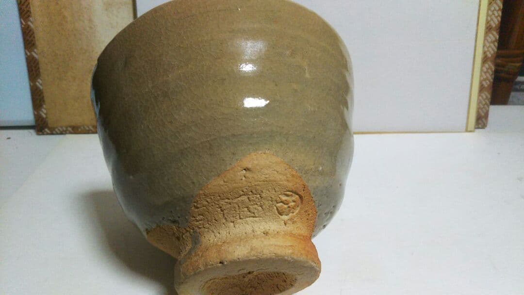 高台の抹茶碗茶道具です