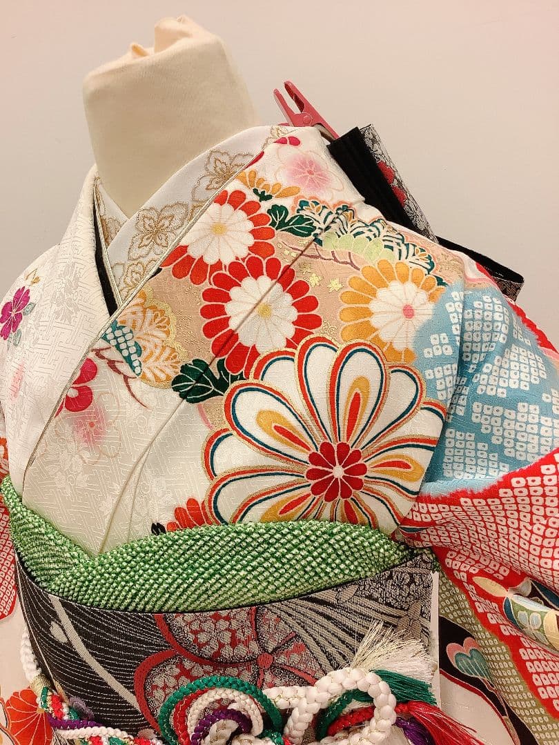 白地　上品な梅と菊の古典振袖フルセット