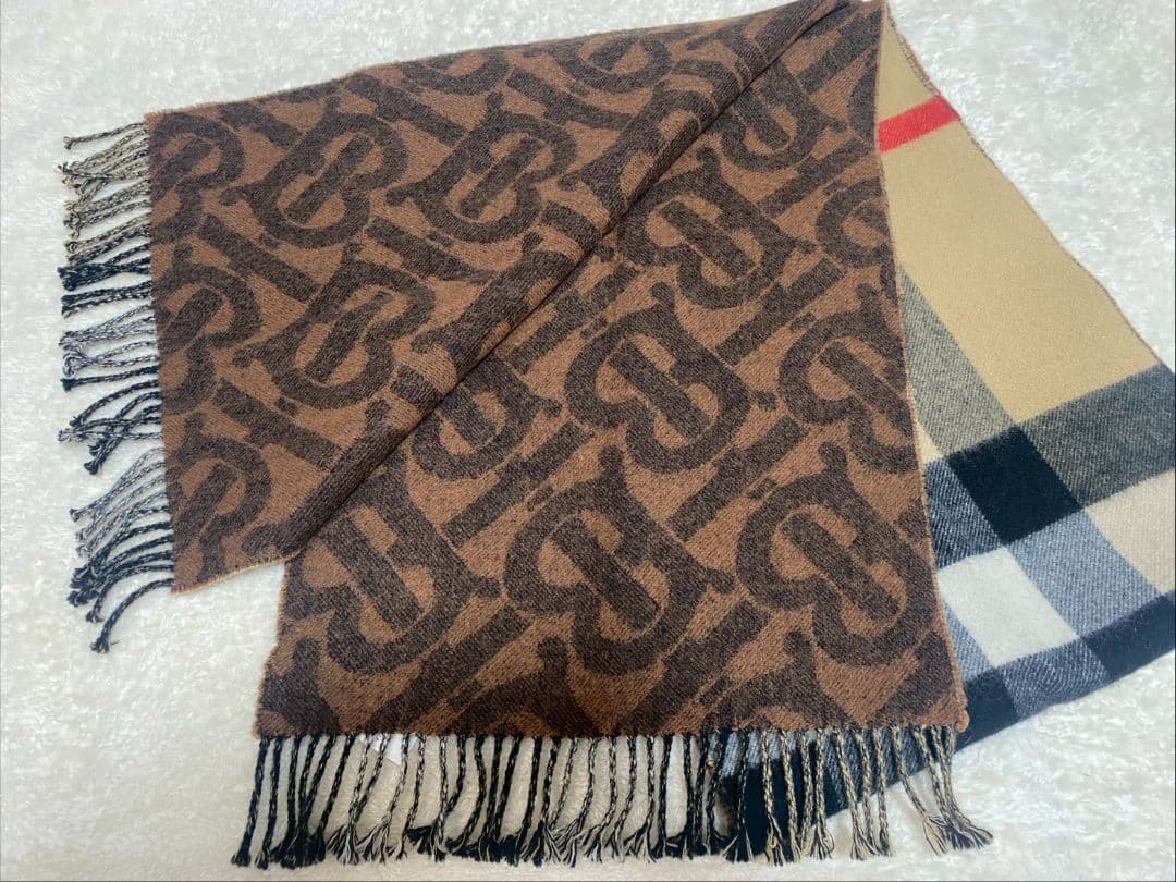 BURBERRY　リバーシブル　カシミヤマフラー