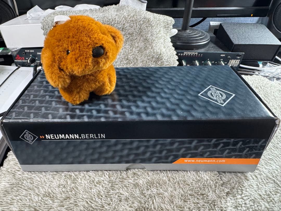 Neumann TLM 102 ノイマン　コンデンサーマイク　【正規品】