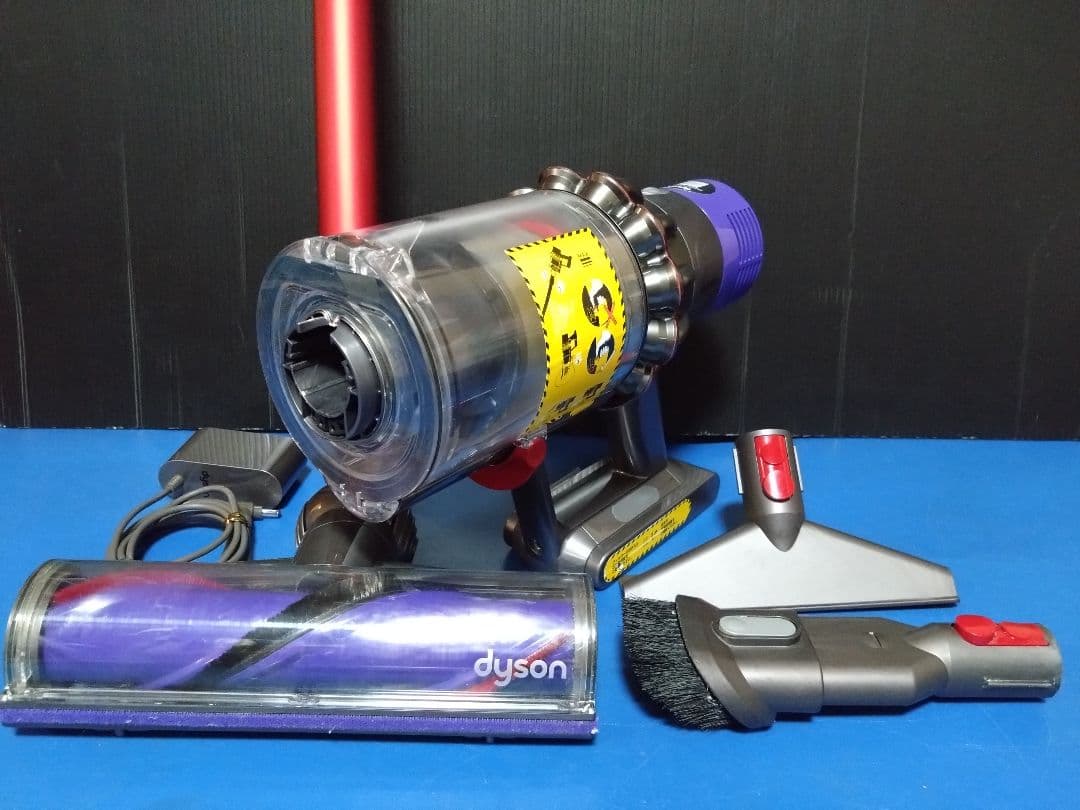 早い者勝ち！！V10 SV-12 サイクロン式コードレスクリーナー弱モード65分