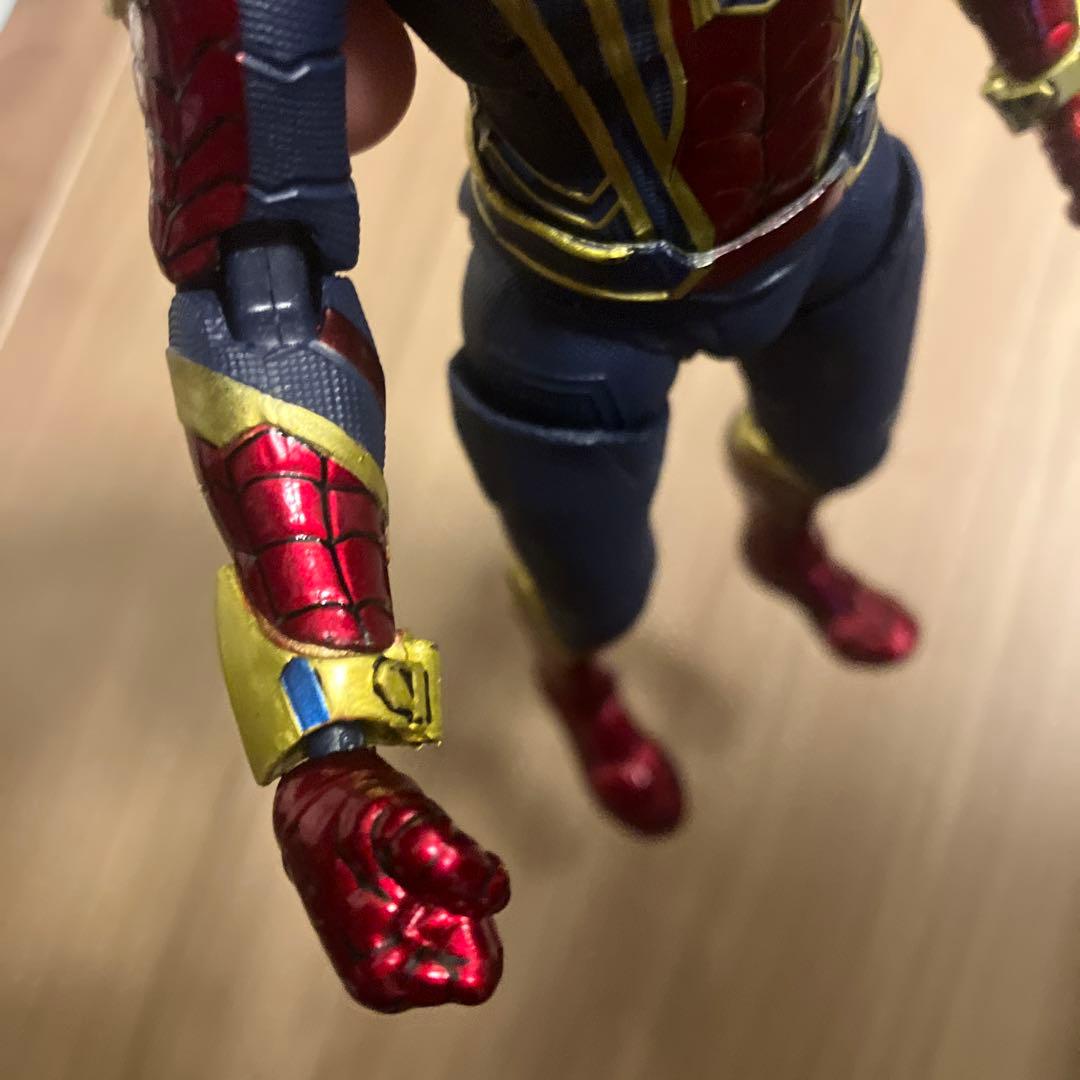 IRON SPIDER スパイダーマン　1/9 SCALE