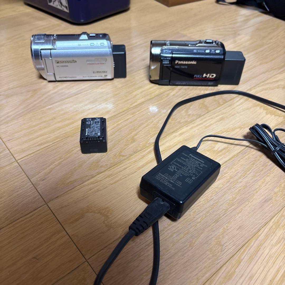 Panasonicビデオカメラ2セット充電コードあり