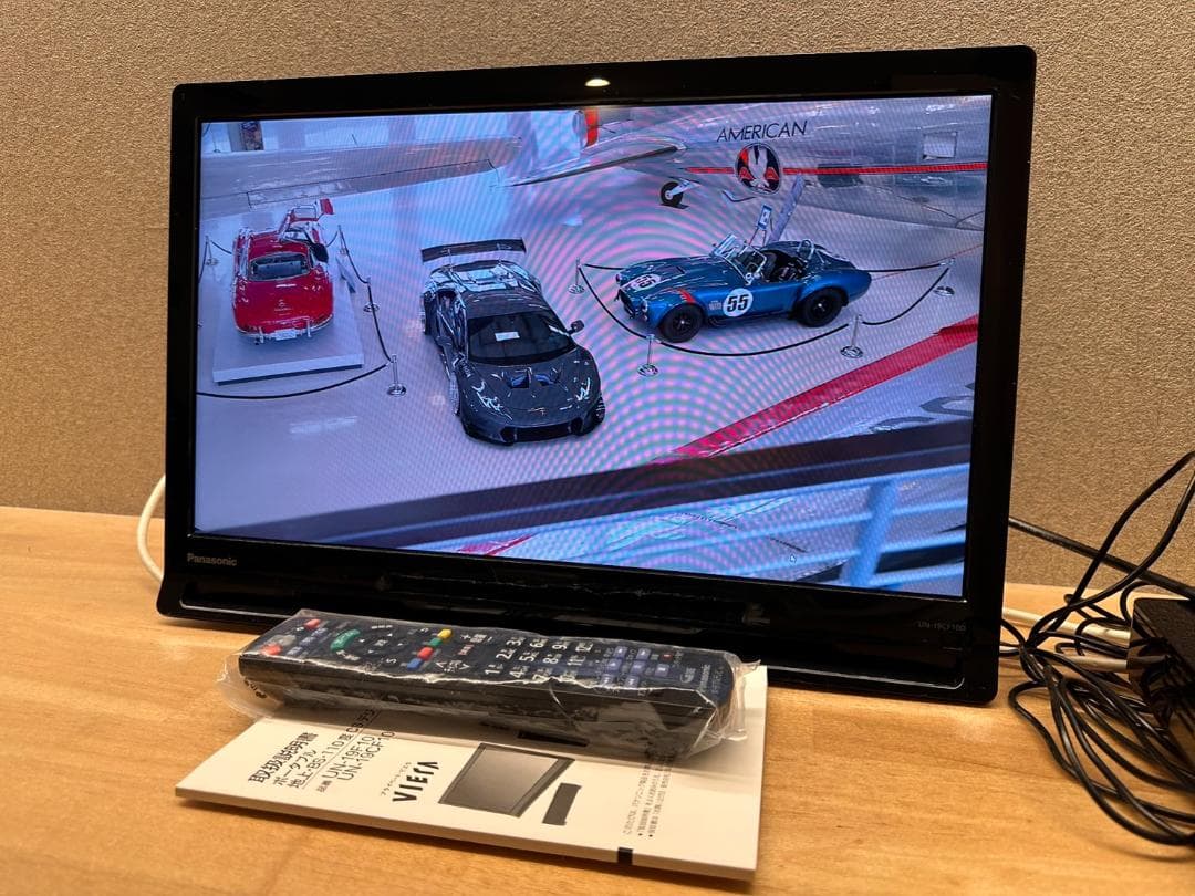 パナソニック　ポータブルテレビ UN-19CF10　21年製 未使用に近！