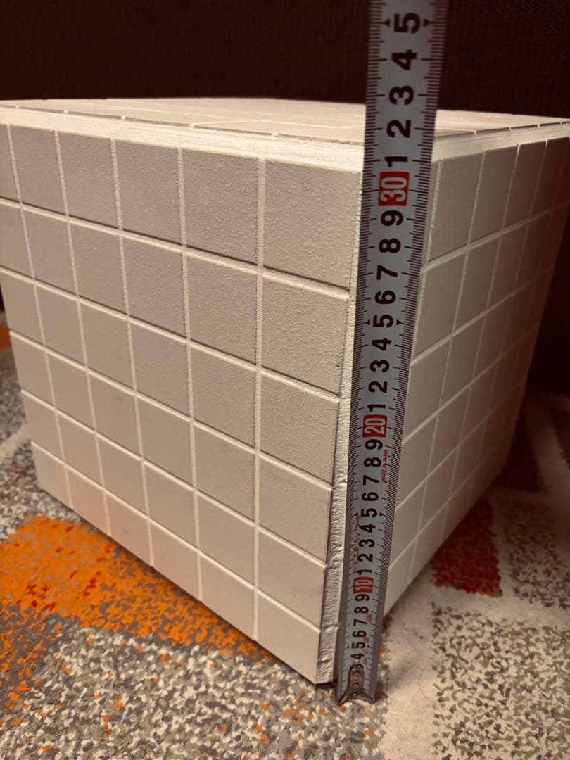 韓国インテリア　大人気タイルテーブル　サイドテーブル