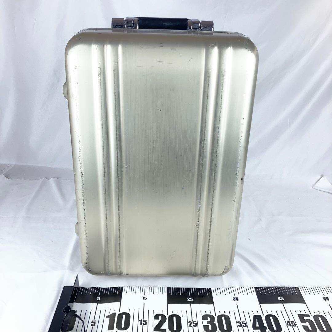 ◆ゼロハリバートン アルミ 2輪 物持ち込みサイズ ゴールド