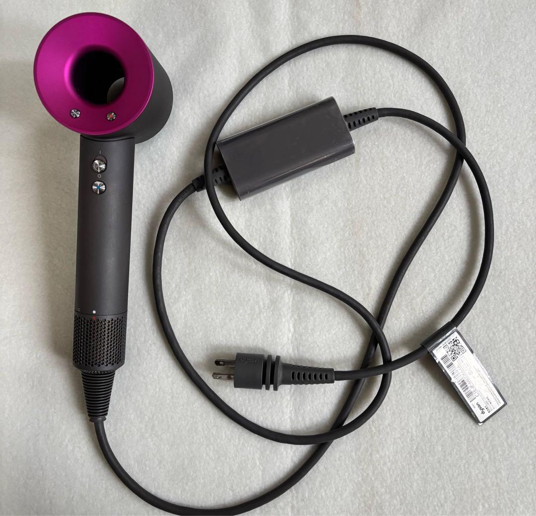 Dyson Supersonic Ionic ヘアドライヤー
