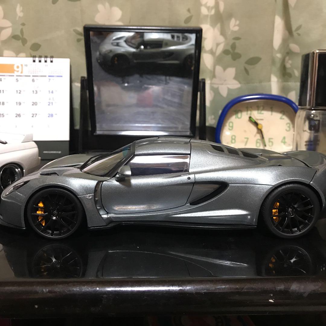 1/18 ヘネシーヴェノムGT